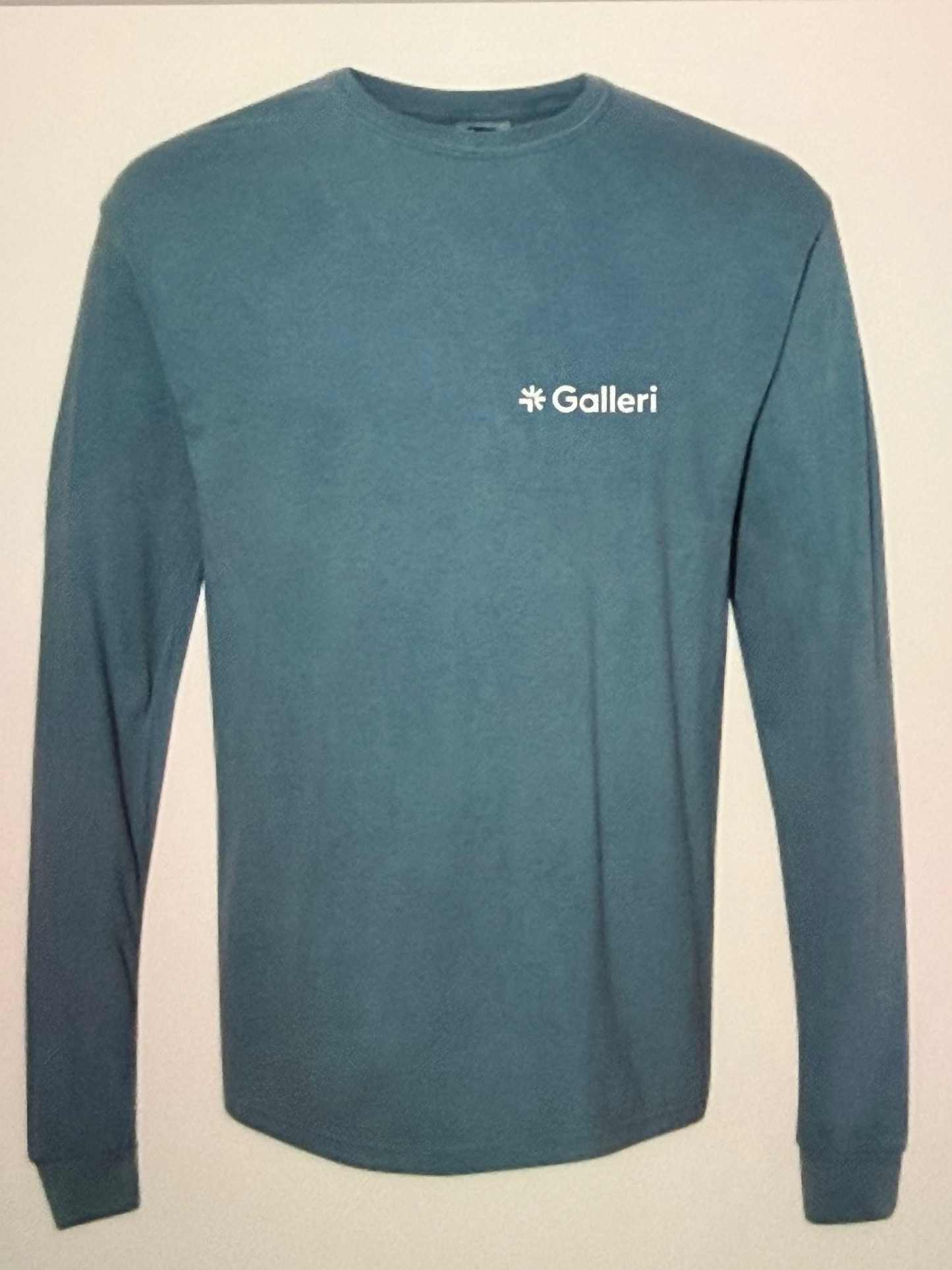Galleri Long Sleeve Tee